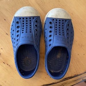native jefferson navy size 6 toddler